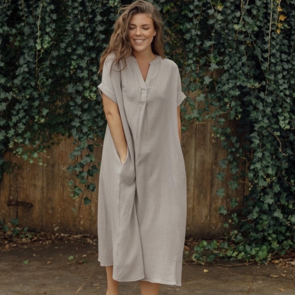 Neuflora Parkside Flowy Cottagecore Dress with Pockets Size Small